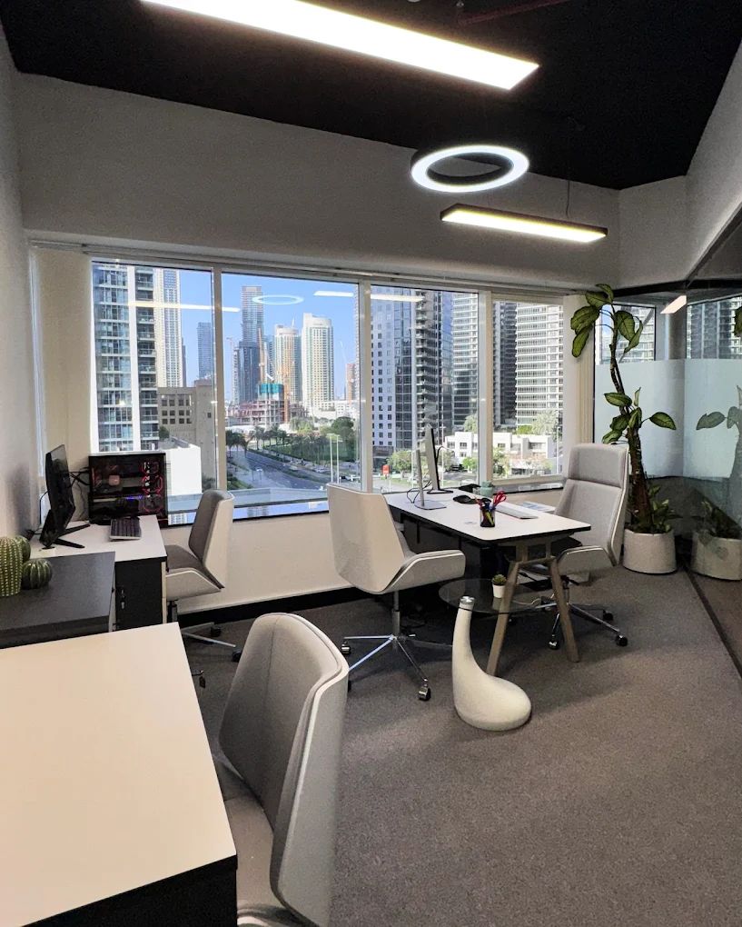 Merci Projects' Dubai studio with workstations and skyline views